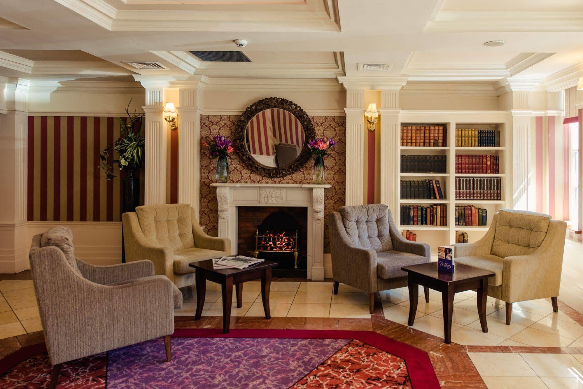 Carnegie Court Hotel Сордс Екстер'єр фото