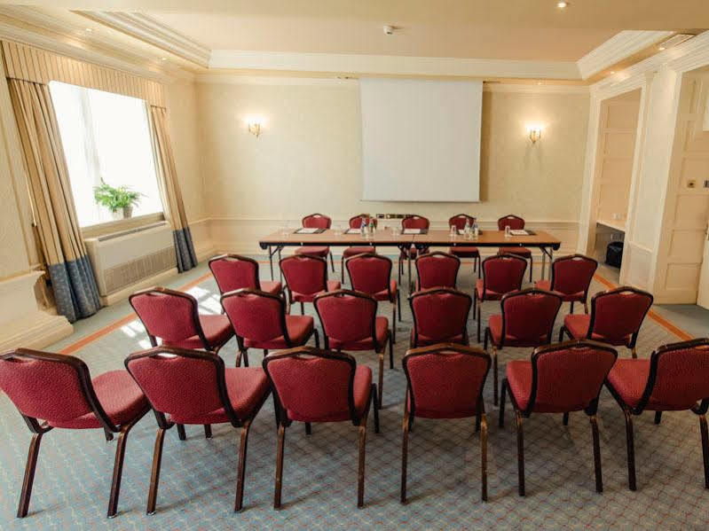 Carnegie Court Hotel Сордс Екстер'єр фото